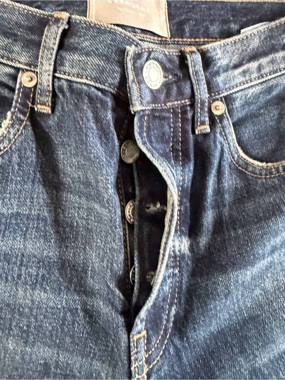 Everlane Distressed Cheeky Jean 25R - Picture 6 of 12